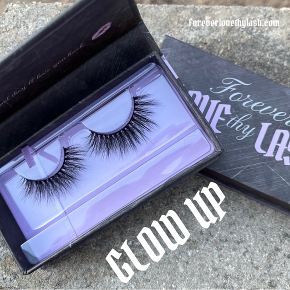 False lashes - Picture 7 of 11